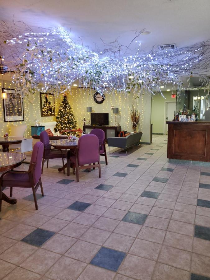 Houston Inn And Suites Екстериор снимка